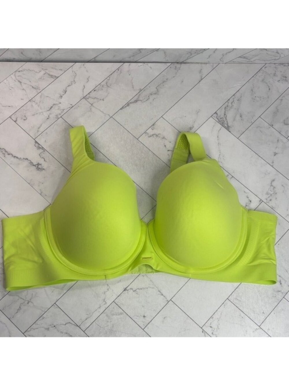 NWOT Cacique Lane Bryant Womans Bra Lime Green Balconette UNDERWIRE 46C